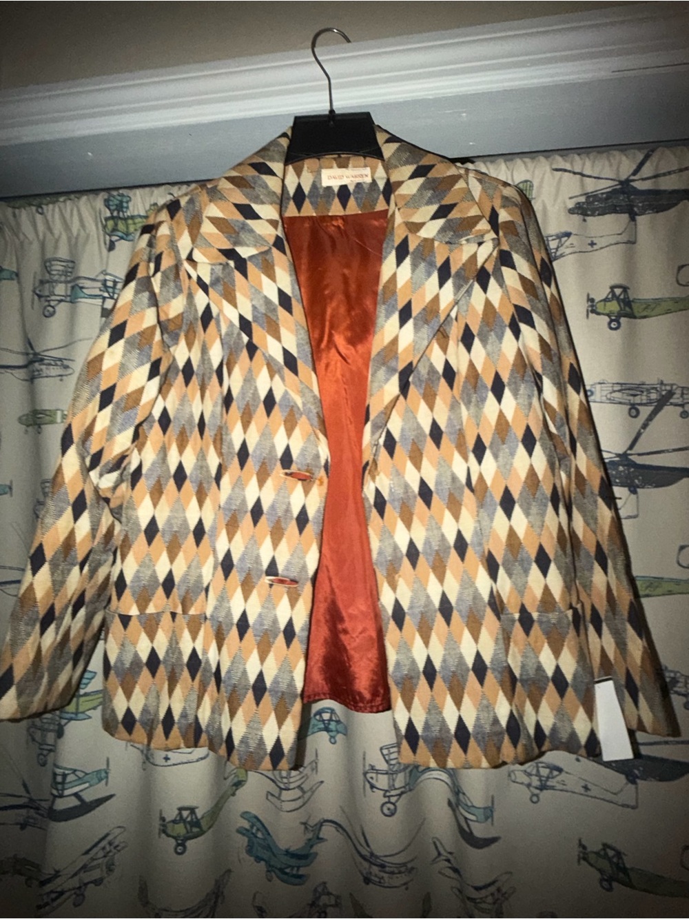 Argyle-Pattern Tailored Blazer in Tan, Navy & Cream